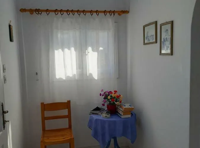 卡捷琳娜卡费里公寓 * 菲罗斯特法尼