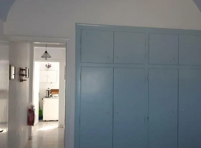 卡捷琳娜卡费里公寓 * 菲罗斯特法尼