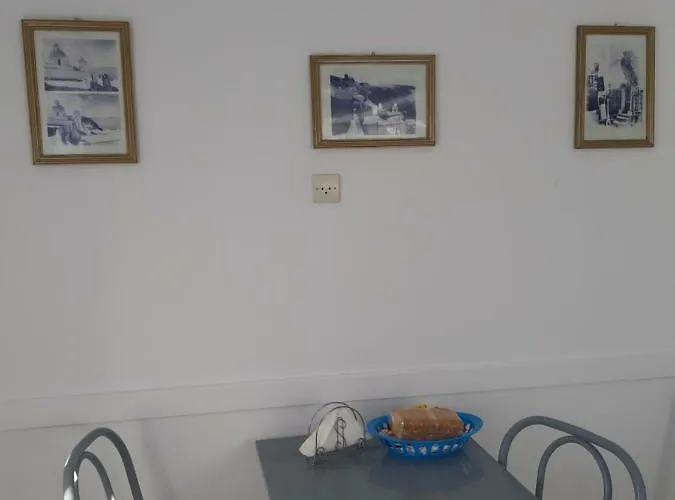 卡捷琳娜卡费里公寓